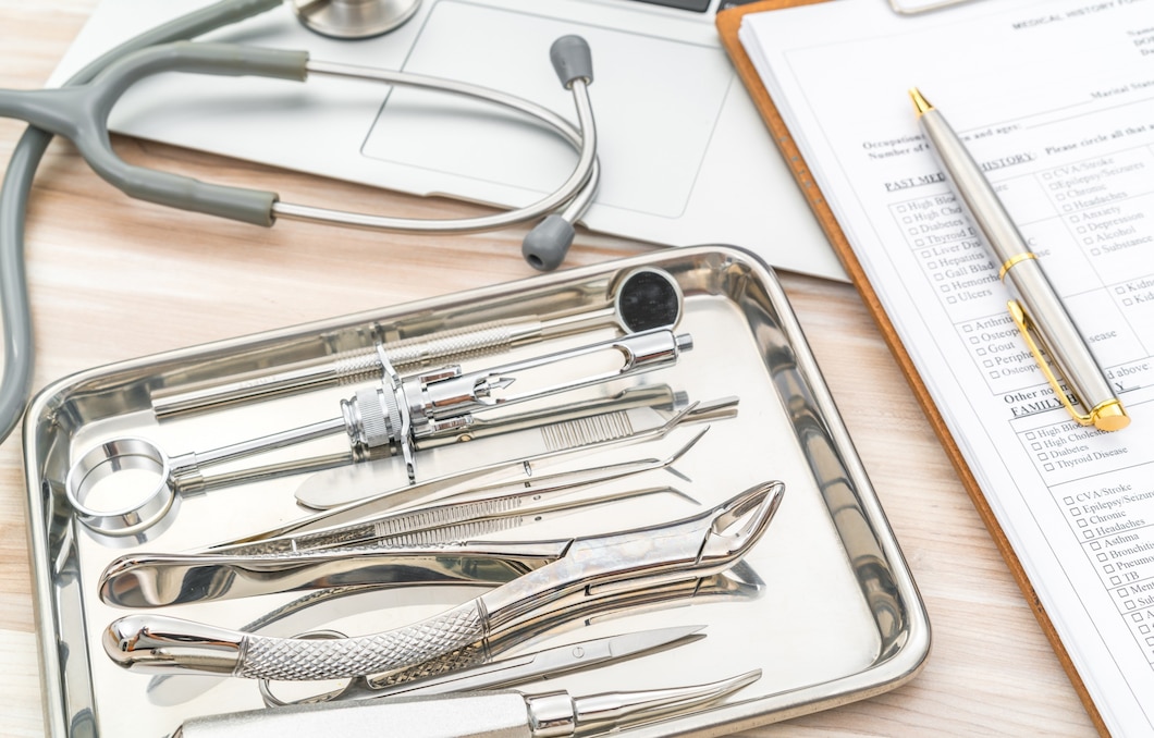 dental-tools-equipment_1232-4438